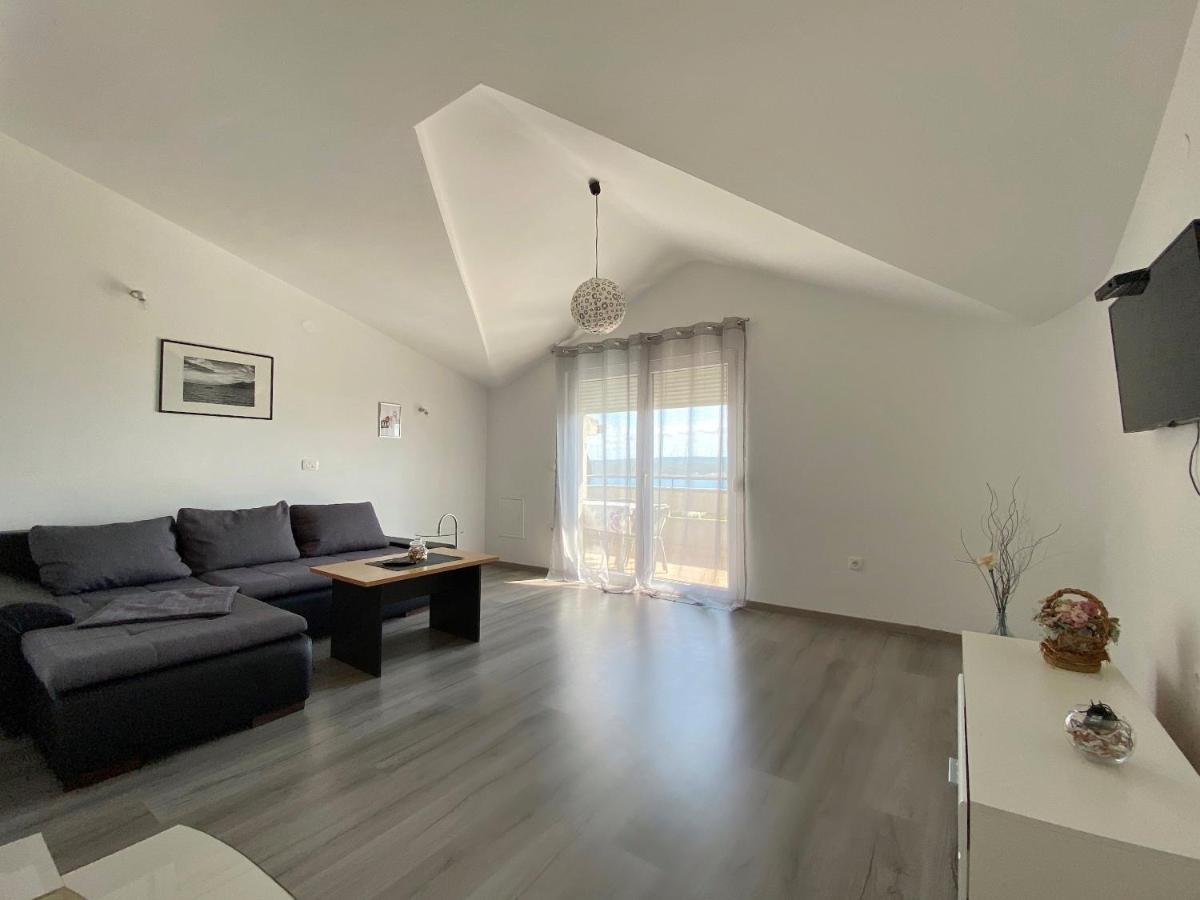 Apartments With A Parking Space Maslenica, Novigrad - 12636 Ясенице Экстерьер фото